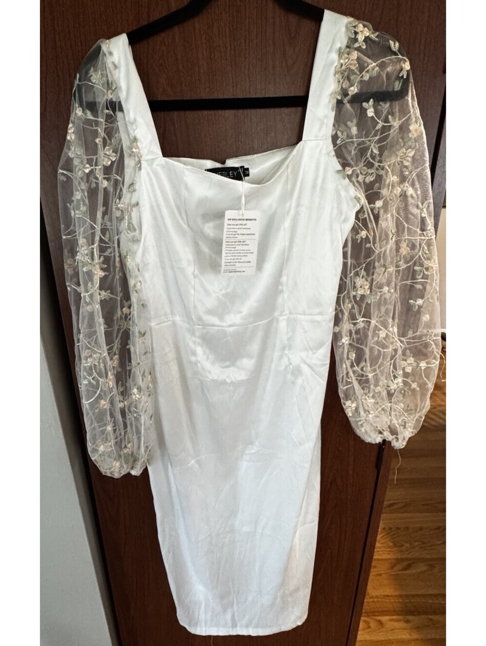 Cherley Womens White Bodycon Dress Sheer Floral Embroidered Puff Sleeve NWT
